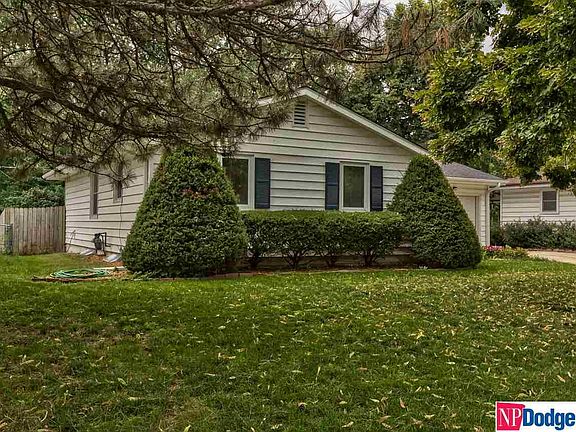 2nd image of 13529 Kingswood Dr