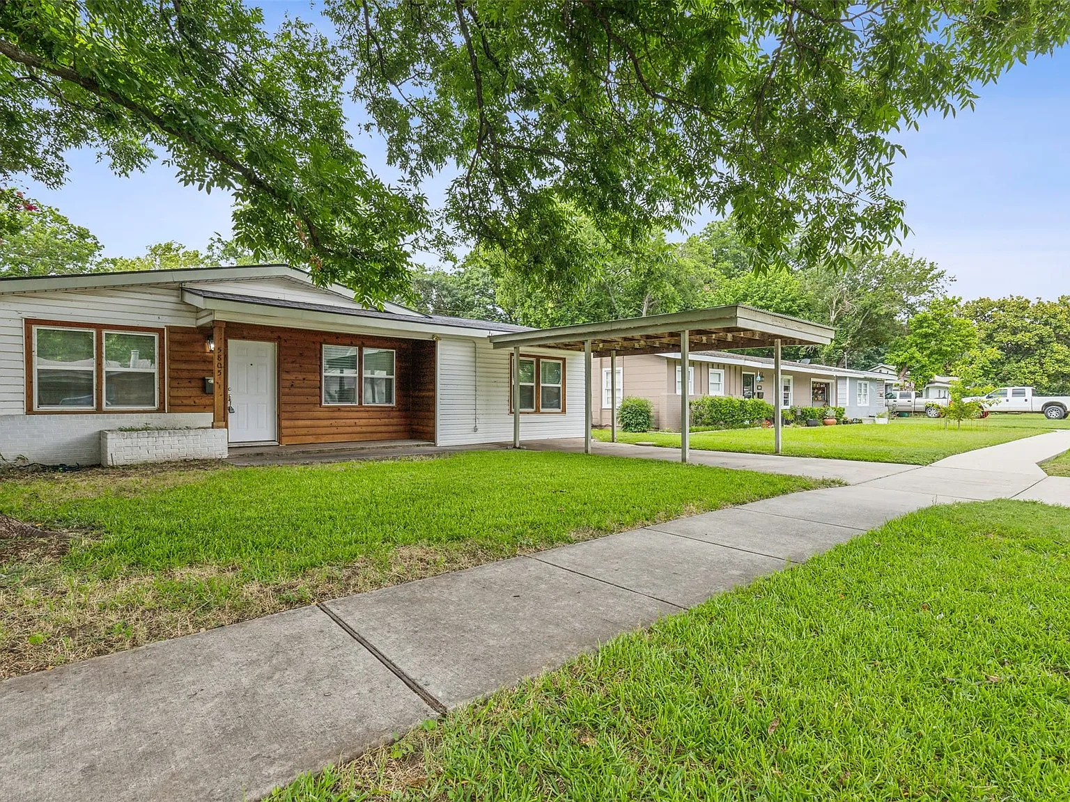 4 bed, 2.5 bath, 1437 sqft, $2,150 — Photo 3