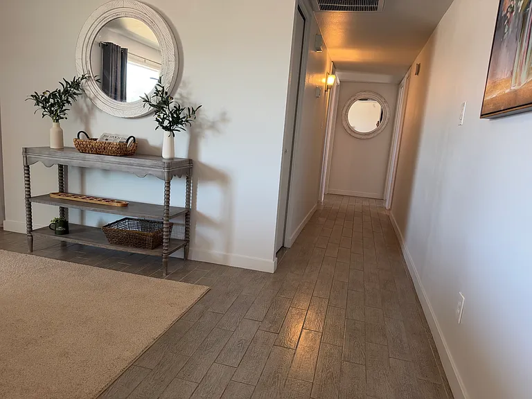 135 E Ellis Dr — Photo 21