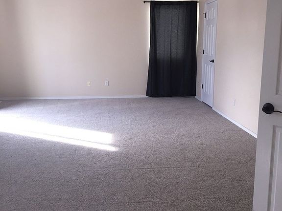 3rd image of 7538 Potomac Dr