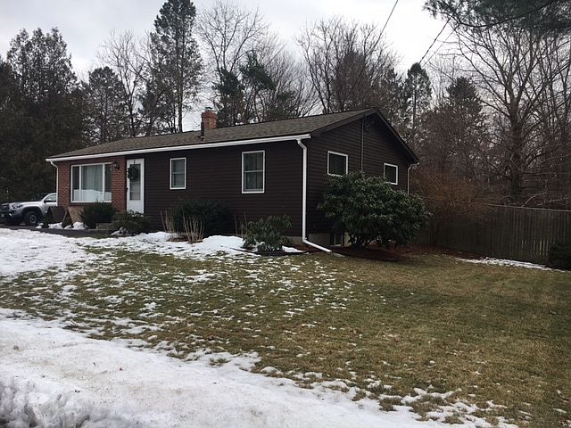 2nd image of 5 Austin Dr