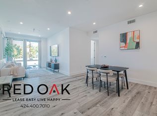 3910 Kentucky Dr #406, Los Angeles, CA 90068