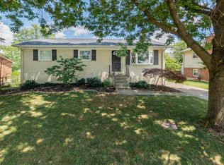 208 Paddock Dr, Versailles, KY 40383