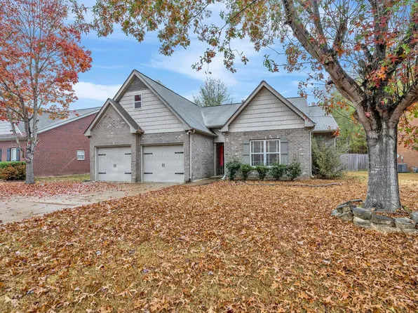 28 Lockerbie Ln, Dora, AL 35062