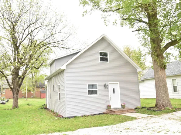 803 E 4th St, Fowler, IN 47944