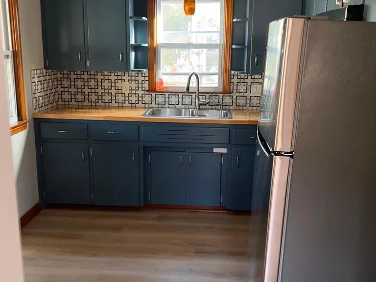 380 Livingston Ave — Photo 2