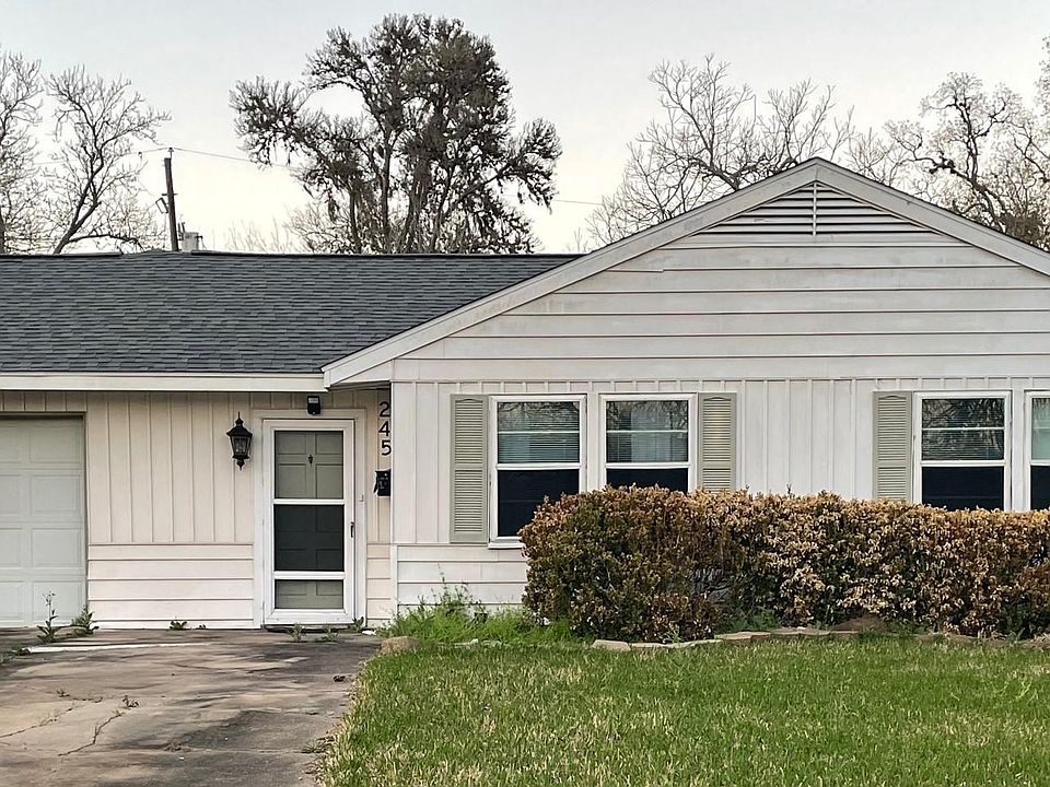 1st image of 245 Acacia St