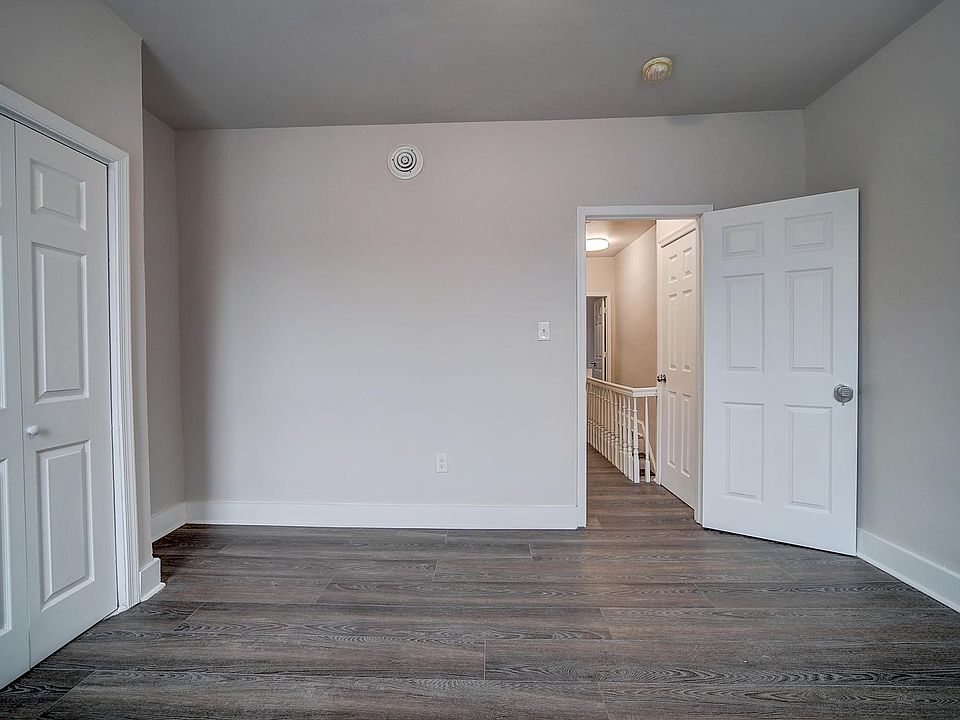 1st image of 2145 S Daggett St #12