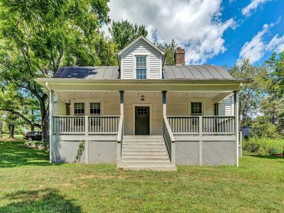 1910 Bethany Rd, Callaway, VA, 24067