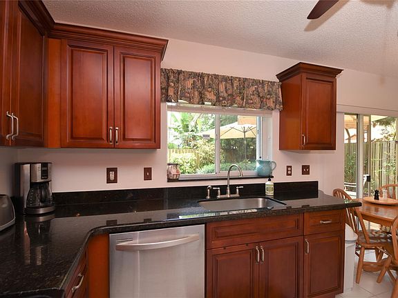 5th image of 10960 NW 10 Court