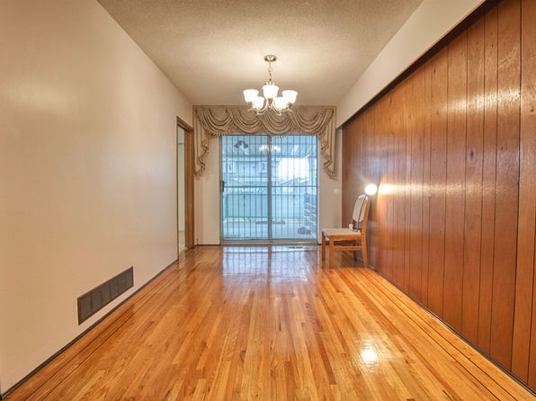 2 bedroom rental in Vancouver — photo 4