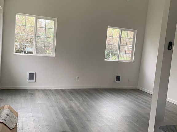 2nd image of 8314 24th Ave E