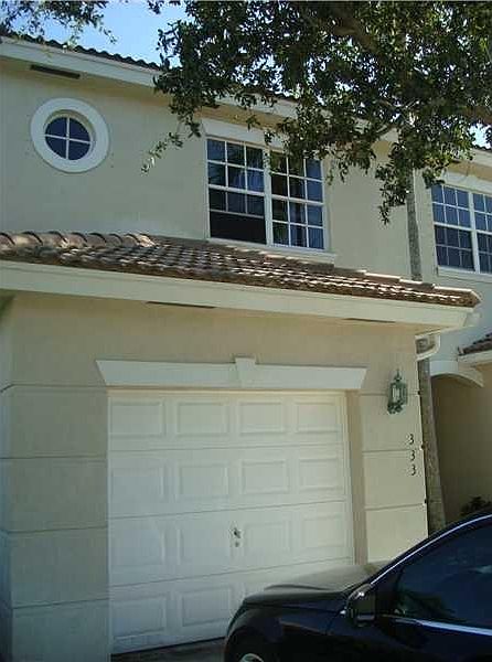 1st image of 333 SW 121st Ave