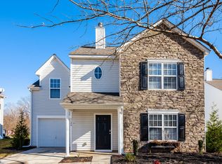 1122 Delander Ln, Charlotte, NC 28214