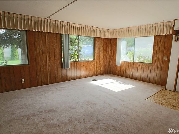 4th image of 5409 Chelan Ln SE