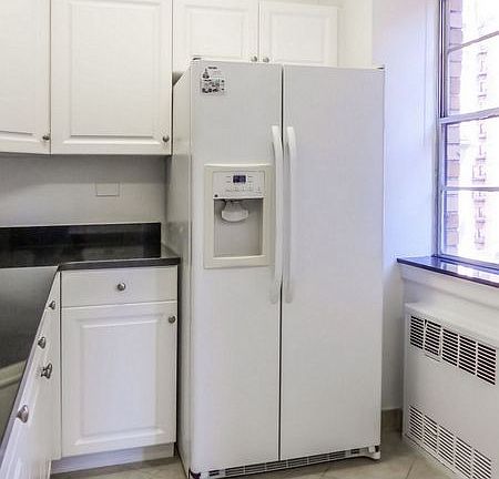 4th image of 40 E 89th St #9AB