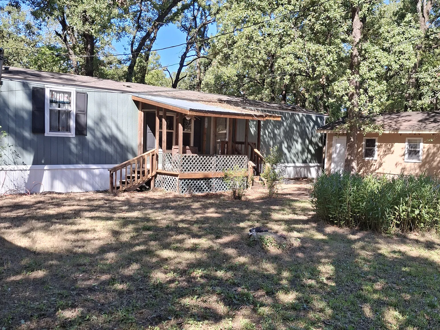 3 bed, 1016 sqft, $1,450 — Photo 1