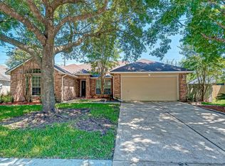 3719 Soho Dr, Pearland, TX 77584
