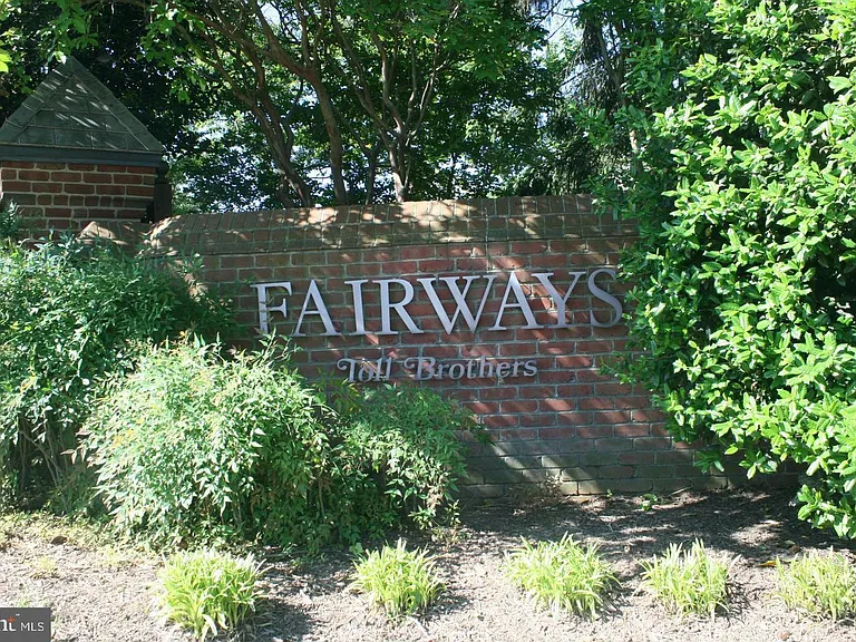 12952 Old Plains Rd — Photo 3
