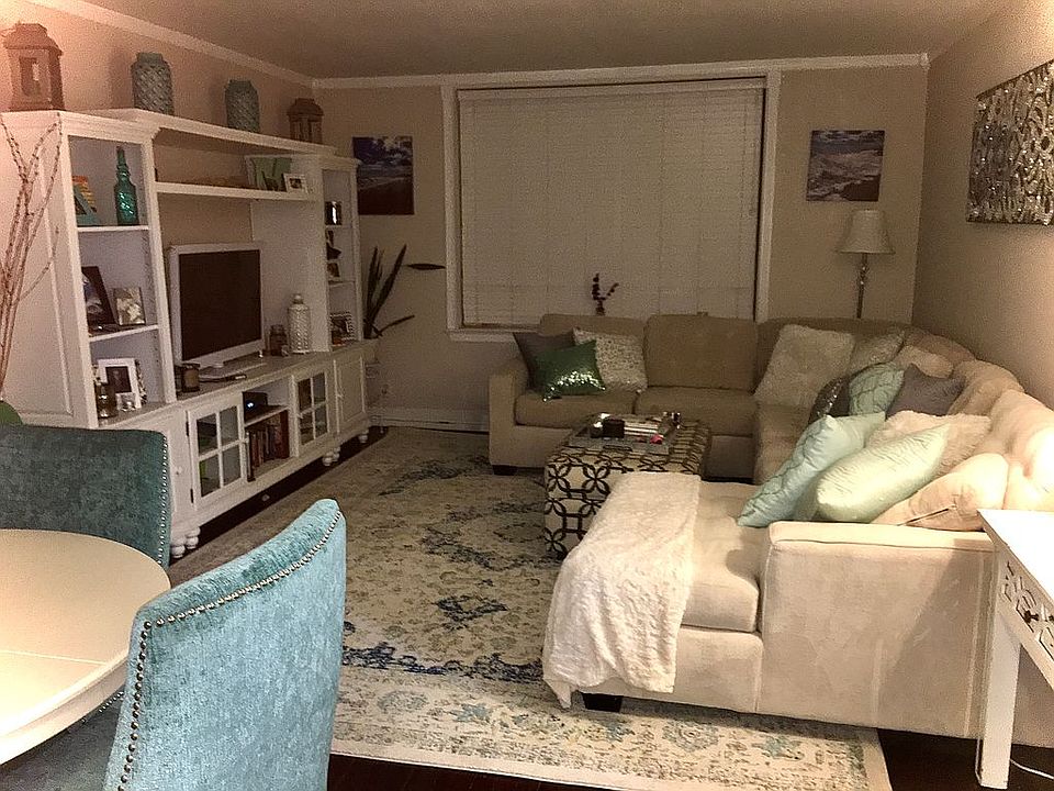 1st image of 34 Westview Ave APT 2D