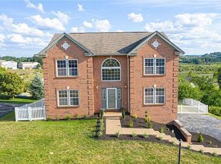 204 Compass Ct, Mc Donald, PA 15057