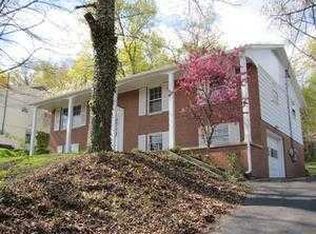 14701 McGill Dr SW, Cresaptown, MD 21502