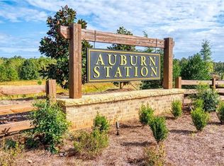 177 Auburn Depot Dr, Auburn, GA 30011