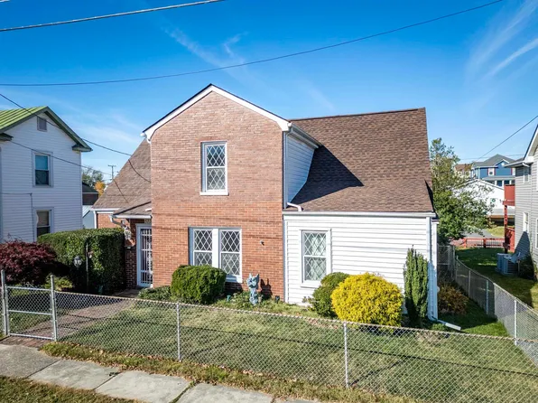 573 N Winchester Ave, Waynesboro, VA 22980