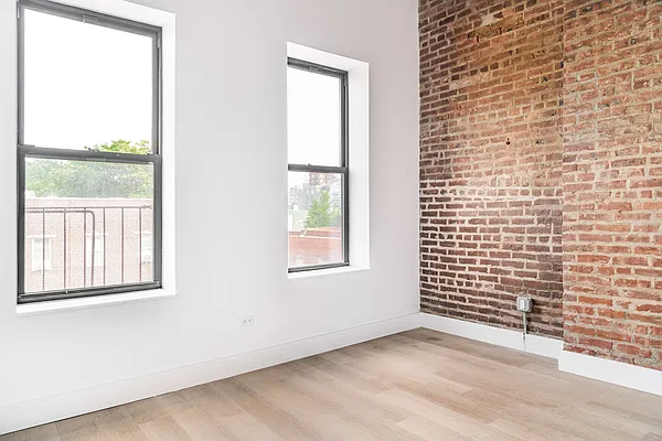 Rented by Charney Real Estate LLC | media 11