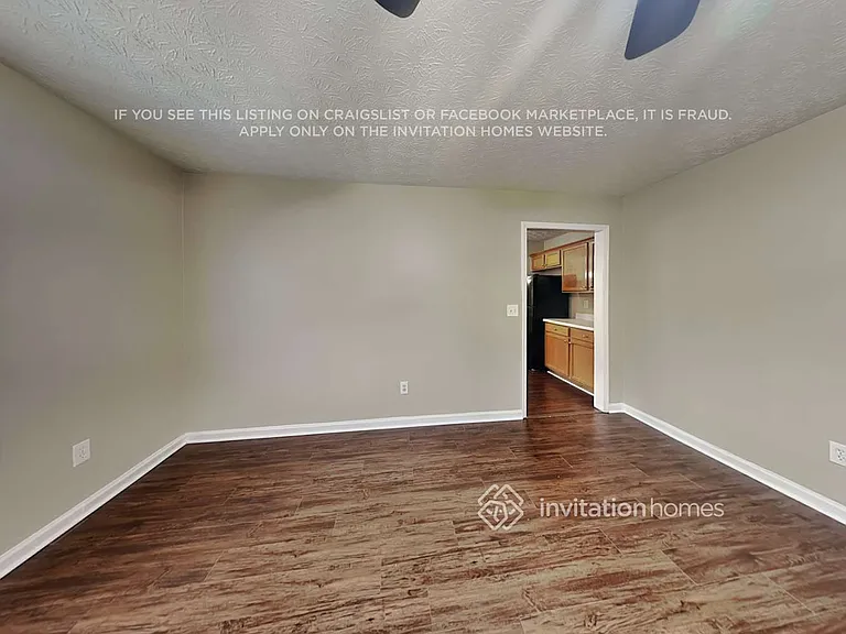 9009 Jimmy Lee Cir — Photo 10