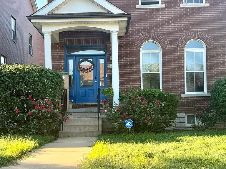 3948 Blaine Ave — Photo 1