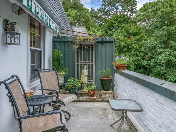 60 Pinewood Road #3B, Hartsdale, NY 10530