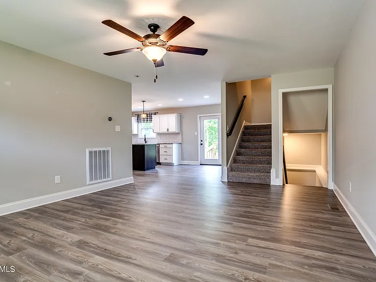 7936 Poplar Grove Ln — Photo 7
