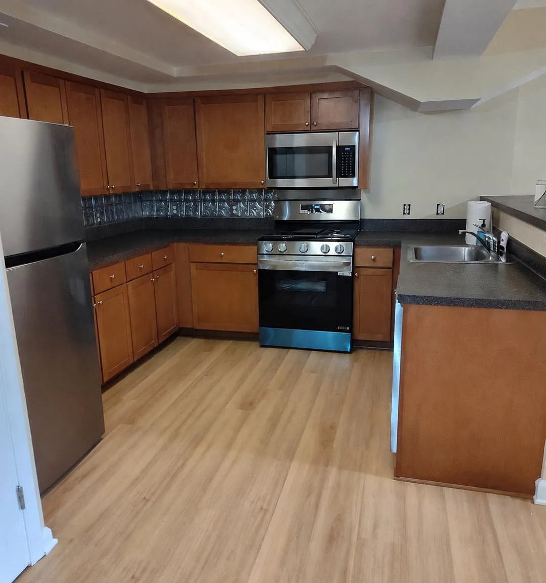 5252 Maris Ave — Photo 4