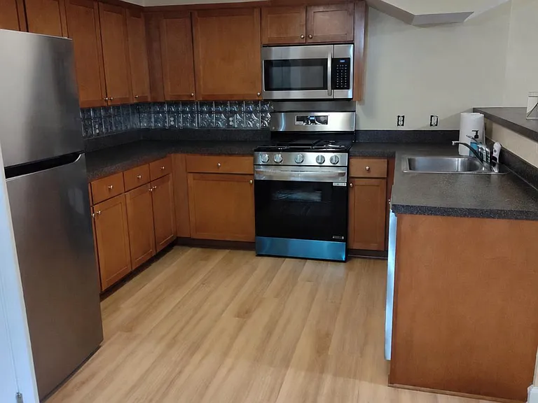 5252 Maris Ave — Photo 4
