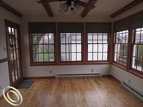 5th image of 6988 Dacosta St