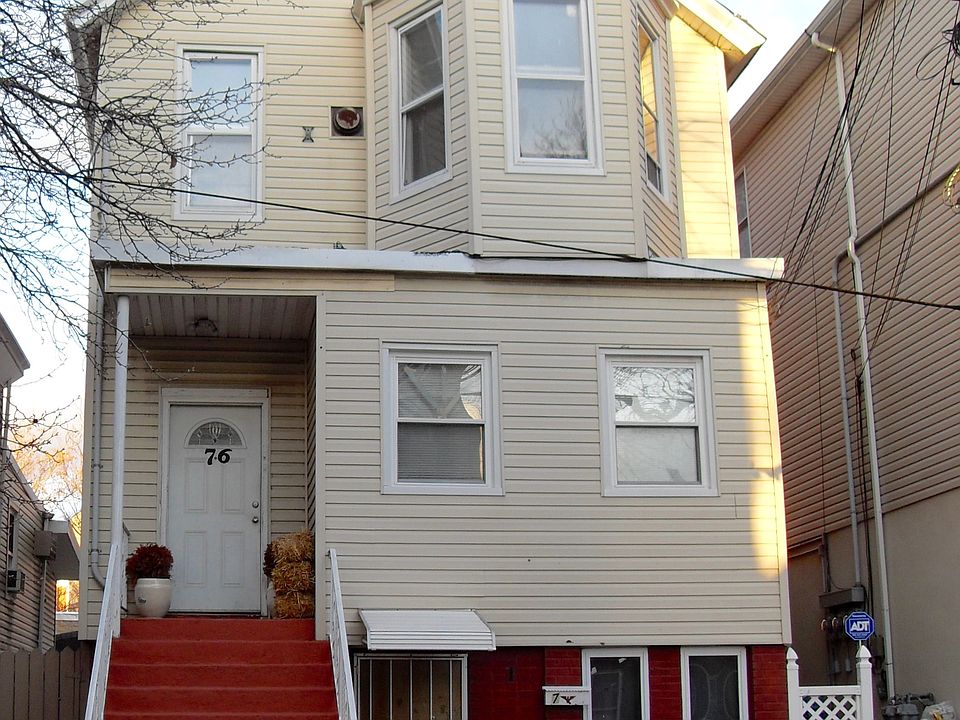 76 McAdoo Avenue Exterior