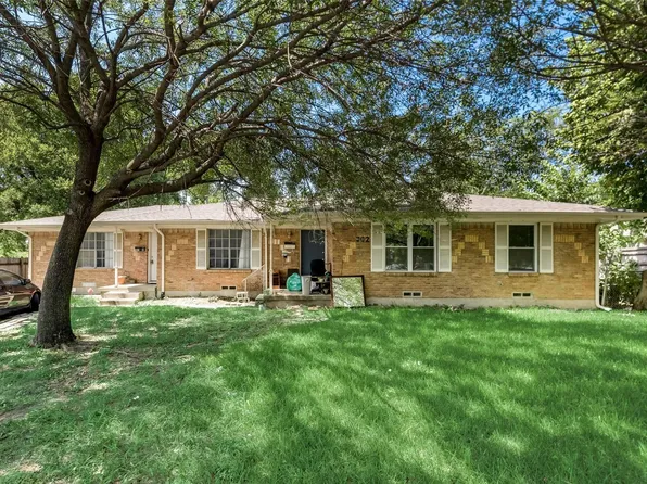 902 Spring Valley Plz, Richardson, TX 75080