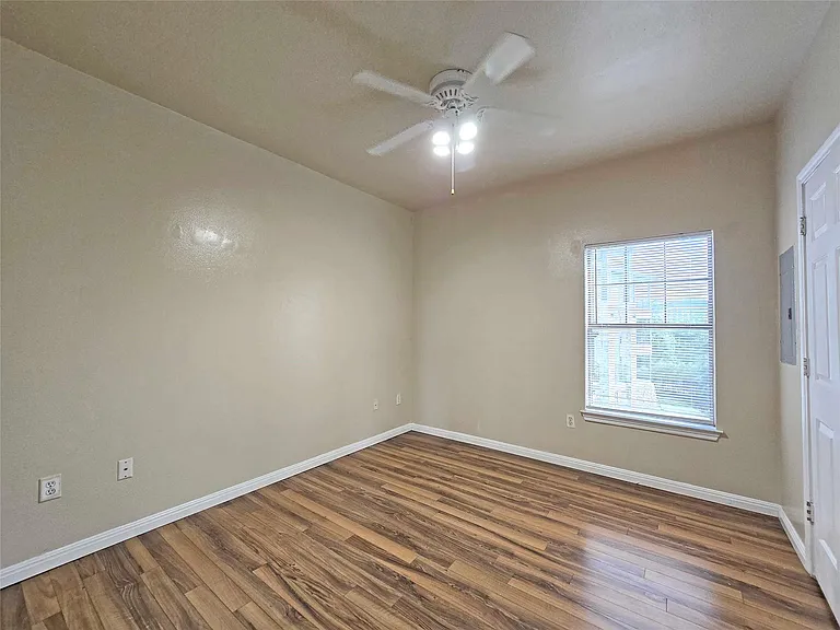 2320 Gracy Farms Ln #1123 — Photo 15