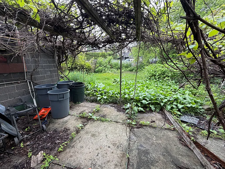 570 Main St #3 — Photo 21