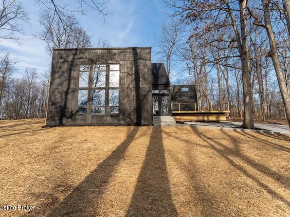2801 Rosewood Rd, La Grange, KY 40031