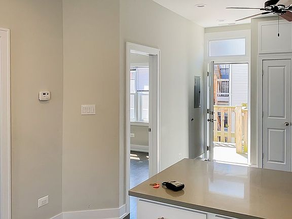 4th image of 3641 N Paulina St #Ch2