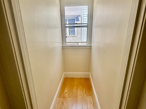 3rd image of 28-30 Sonoma St #26