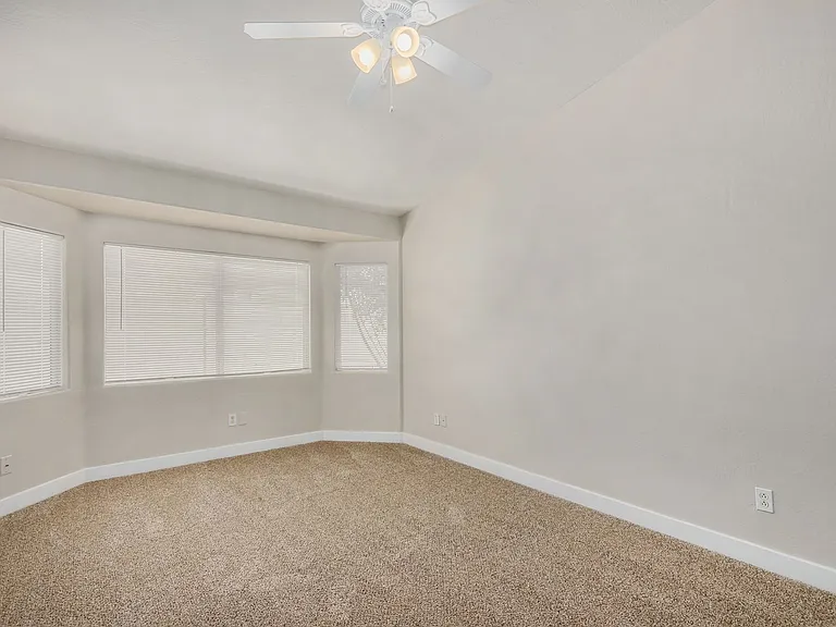 8520 W Palm Ln #1103 — Photo 13