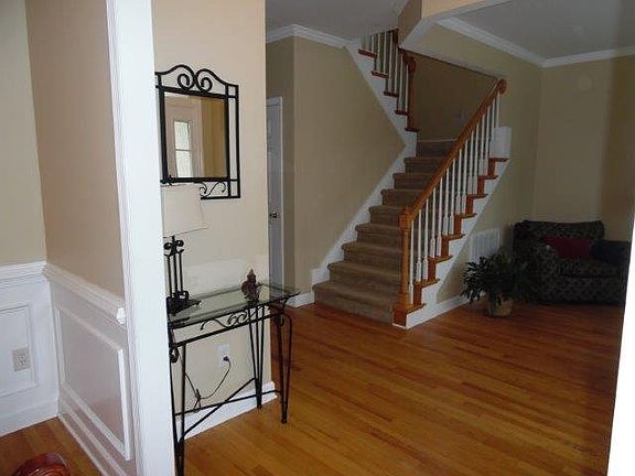 5th image of 506 Northlands Ln
