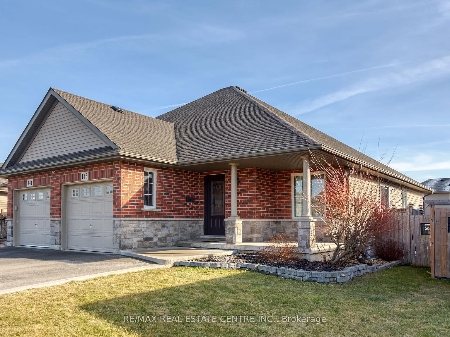 4 bed, $2,950 — Photo 2