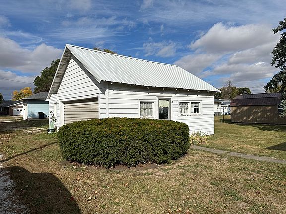 5th image of 205 W Harrison St