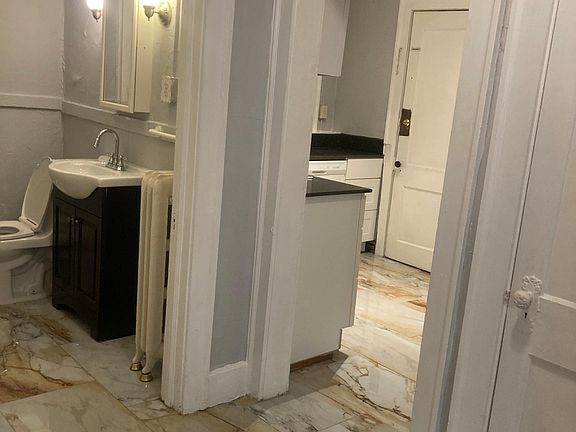 5th image of 1220 Madison Ave APT 27