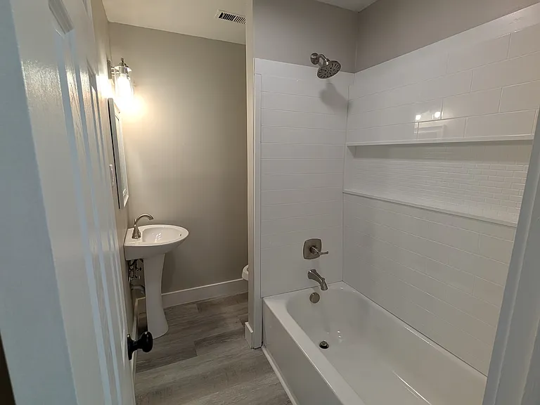 1120 W Monroe Ave #2 — Photo 17