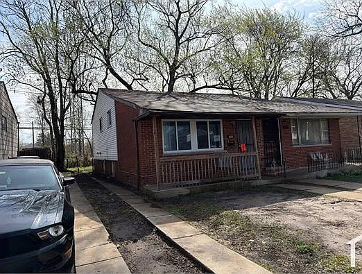 11641 S Peoria St — Photo 1